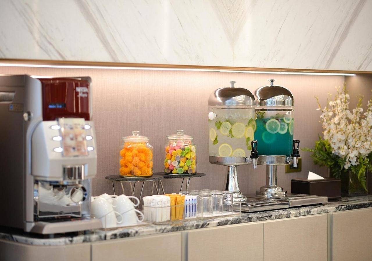 Centre Point Sukhumvit 10 Бангкок