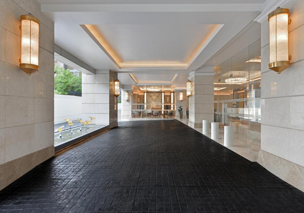 Centre Point Sukhumvit 10 होटल Bangkok