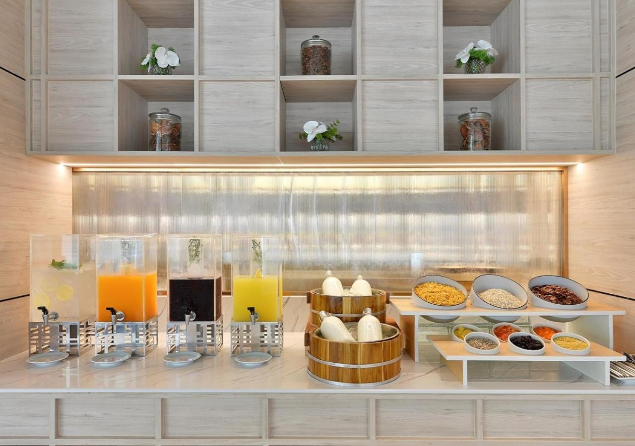 होटल Centre Point Sukhumvit 10 Bangkok