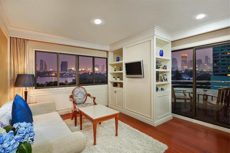 Centre Point Sukhumvit 10 होटल 4*